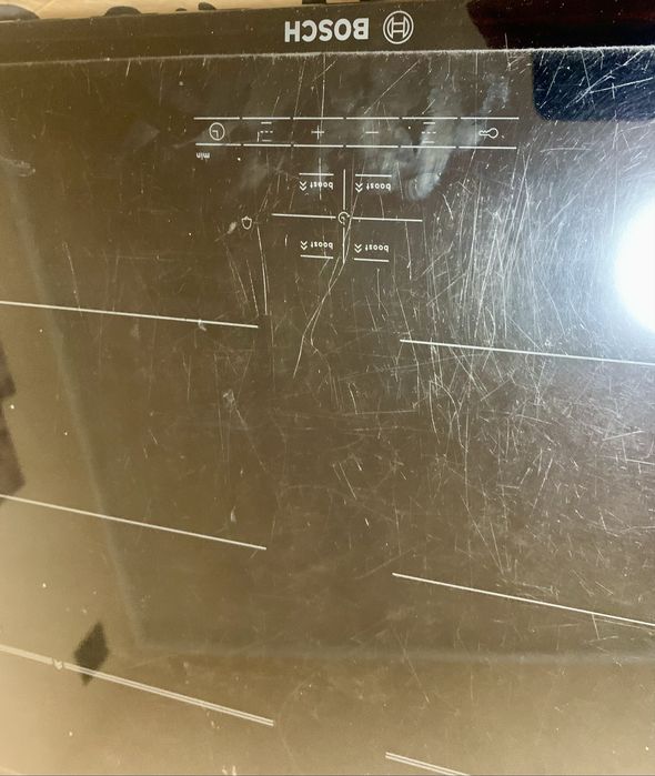 ТЕРМІНОВО!Індукційна варильна поверхня Bosch NIV675B17E — відмінний стан, продаємо у звʼязку з підключенням газу