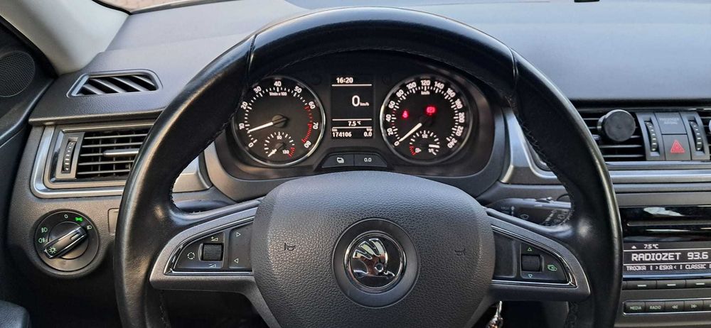 Auto osobowe Skoda Rapid