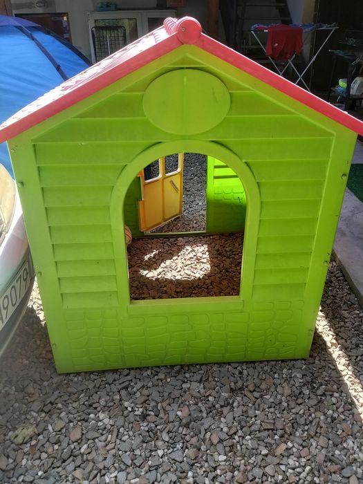 Domek dla dzieci plastikowy