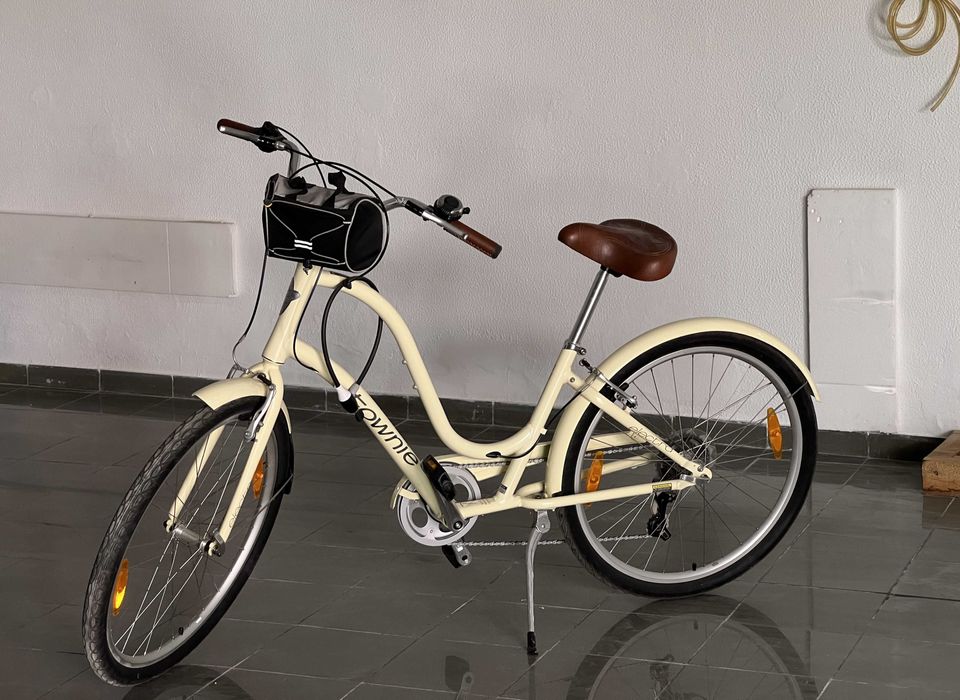 Bicicleta Townie Electra light 6061