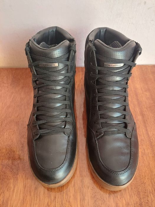 Мотоботы ботинки фірми Alpinestars J-6 waterproof оригінал

Розмір по