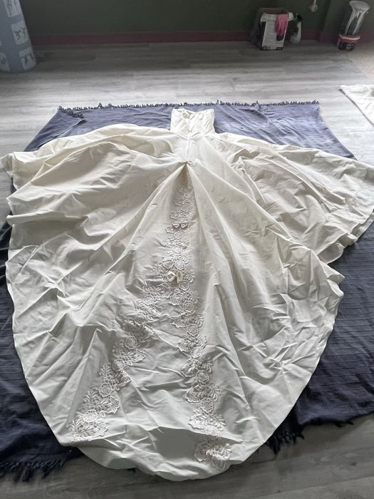 Vestido de noiva branco perola