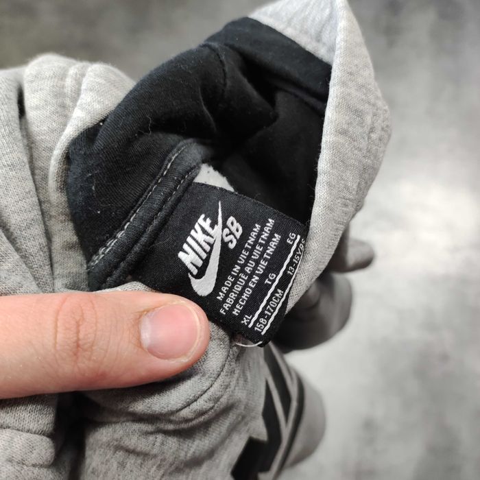 MĘSKA Bluza z Kapturem Hoodie Duże Logo Szara Nike SB Skateboarding