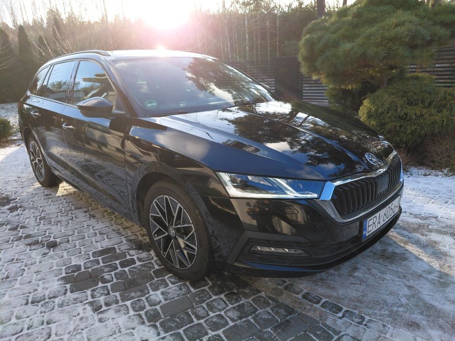 Skoda octavia 2.0 tdi manual,full led,virtual,radary