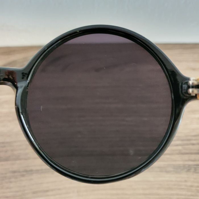 Óculos de Sol espelhados com haste em madeira