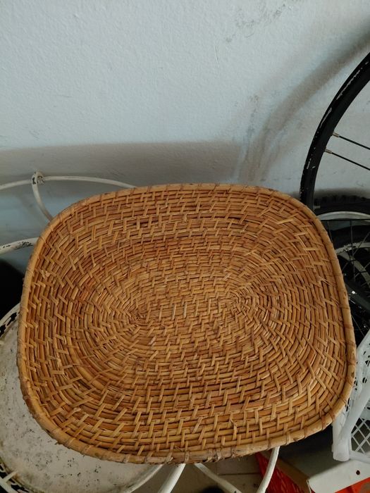 Cesto antigo usado no estado real que se encontra nas fotos 5€