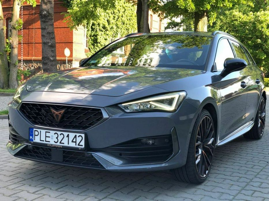 Cupra Leon Sportstourer VZ 2020 e-HYBRID 245KM PHEV Automat Navi LED Panorama Virtual FV VAT23