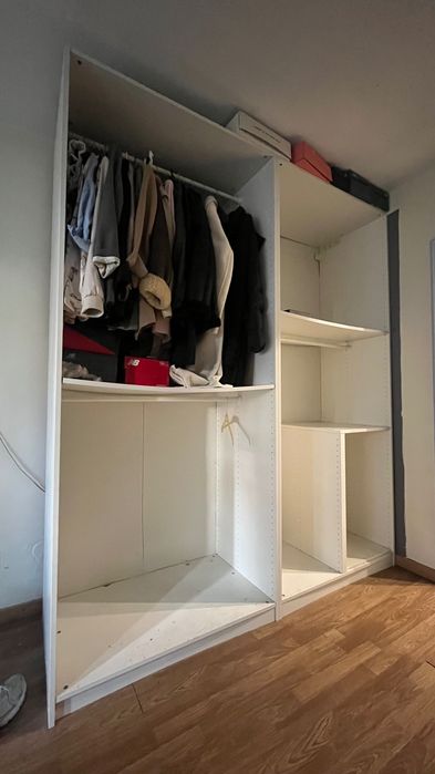 Roupeiro ikea pax