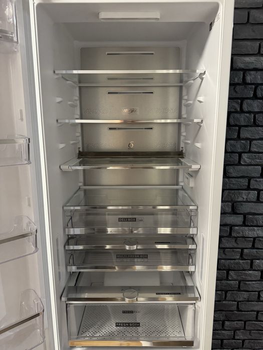 Lodówka Whirlpool WHC20 T593 P pod zabudowe