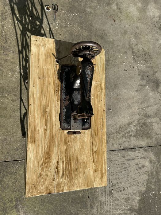 Maquina costura antiga