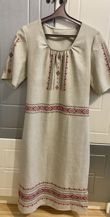 Вишитий костюм. Жіночий костюм. Вишиванка. 44розмір.
