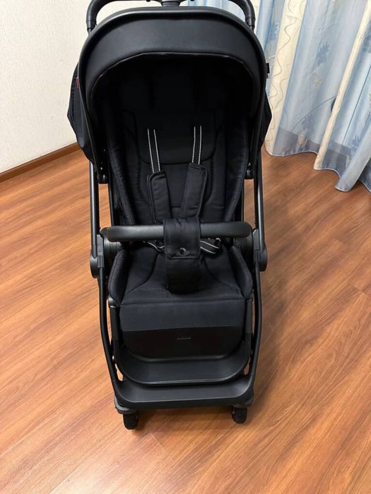 Продам коляску Carrello Ultimo - 2в1 (3в1) (с автокреслом)