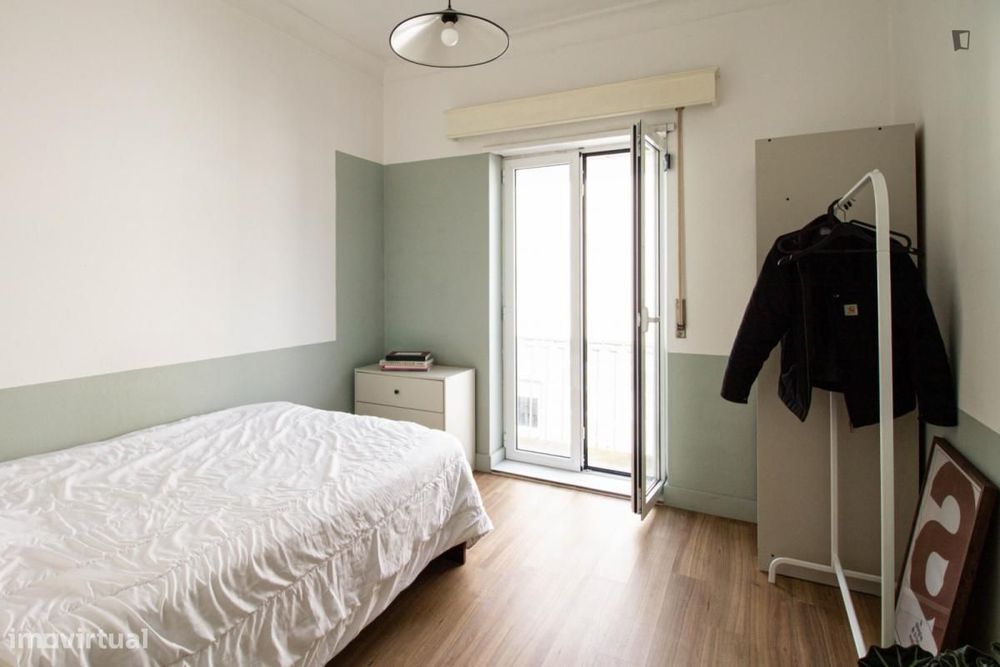 Quarto - localizado em Guimaraes