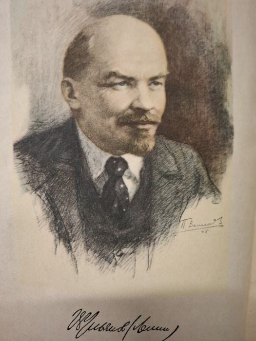 Lenin życie działalność 1949