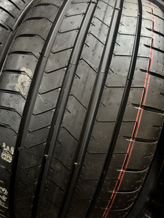 255/40/19+245/40/19 R19 Pirelli PZero PZ4 RSC * 4шт нові