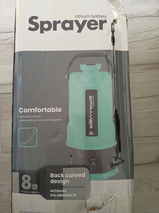 Elektryczny opryskiwacz 8l