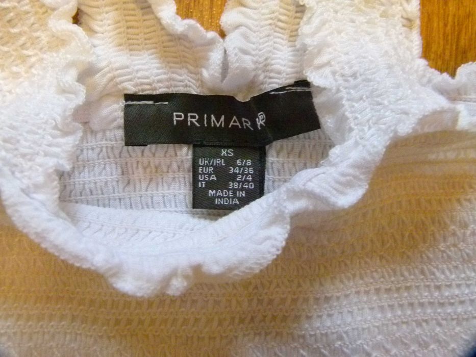 Primark bluzka crop top biały marszczony na szelkach rozm XS 34