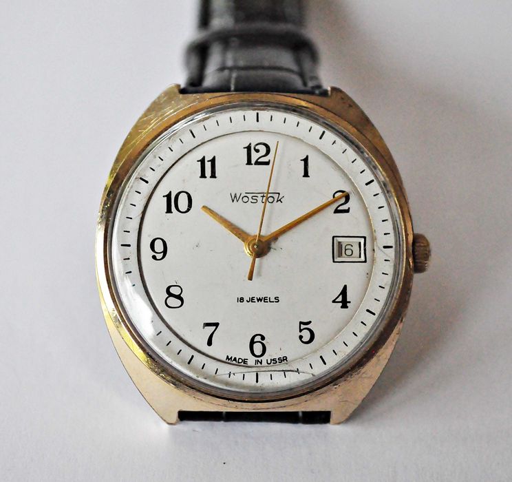 Ciekawy duży Wostok 18 kamieni !