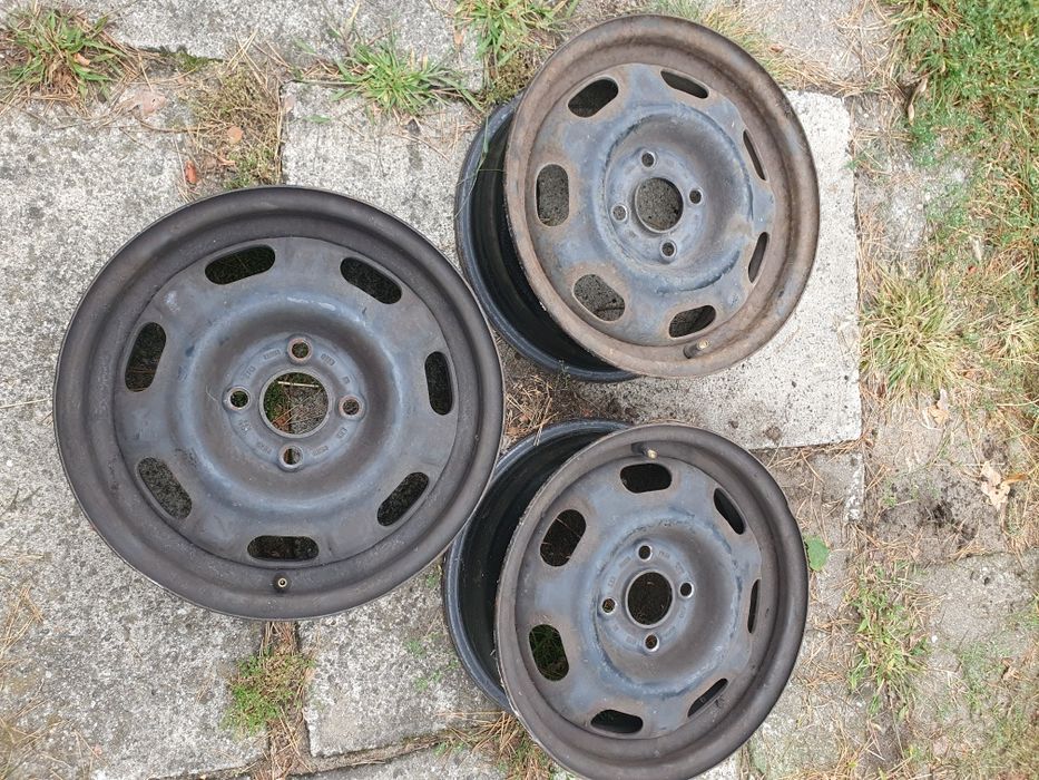 Felgi stalowe 14 "  ET43 Golf  Polo Corsa Clio