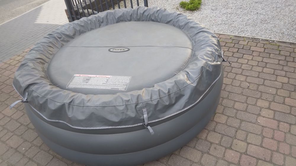 Basen jacuzzi INTEX  niecka do jacuzzi Intex Pokrywa do jacuzzi Intex PureSpa