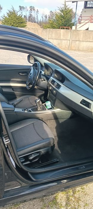 BMW 318 d 143cv 2011