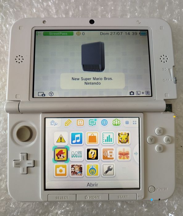 Nintendo - 3DS XL