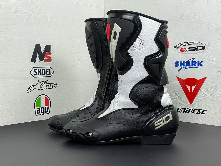 Мотоботи Sidi, Alpinestars, Dainese Fusion