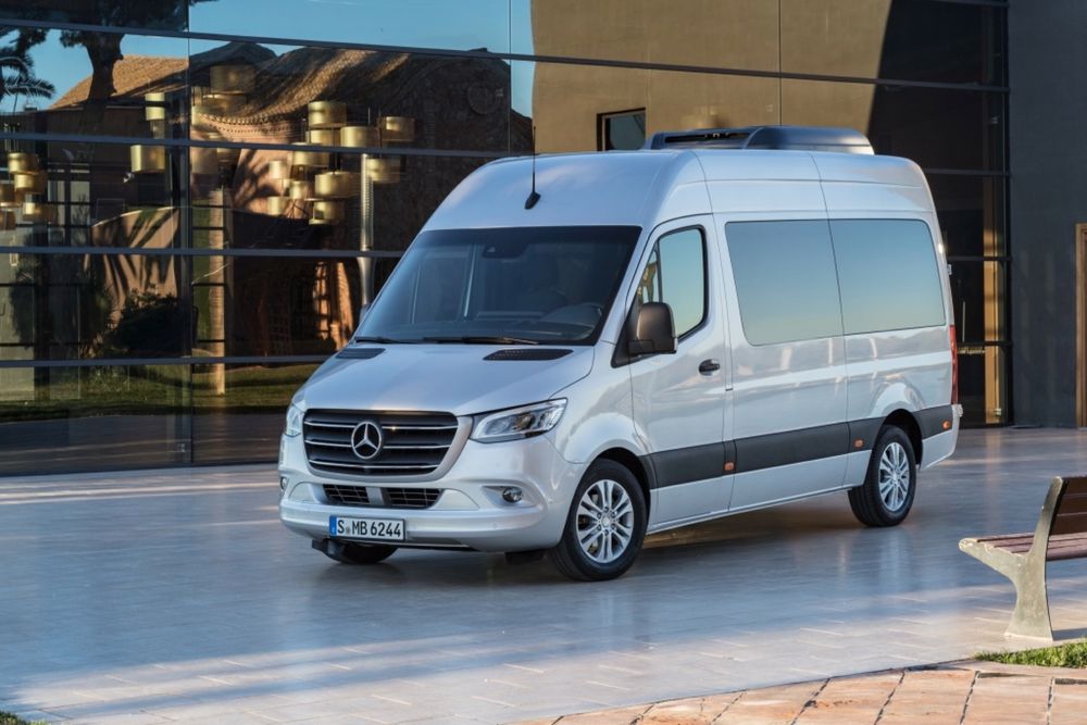 Пасажирські перевезення по Україні та за кордон