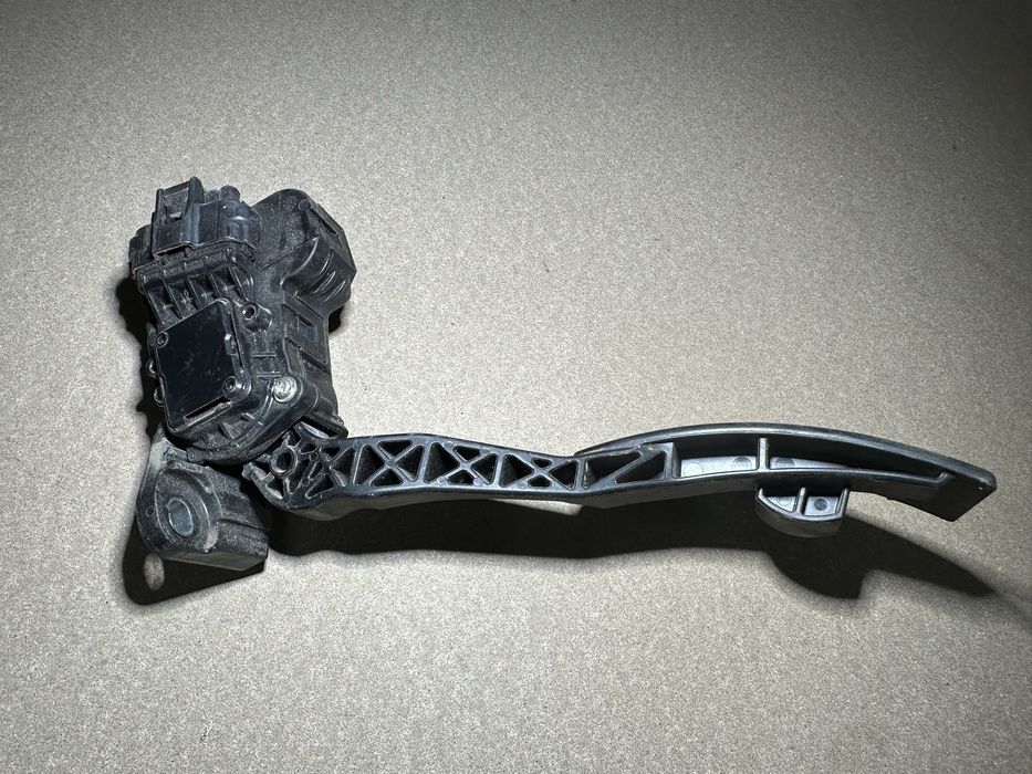 Pedal Mitsubishi Fuso Apm40-303