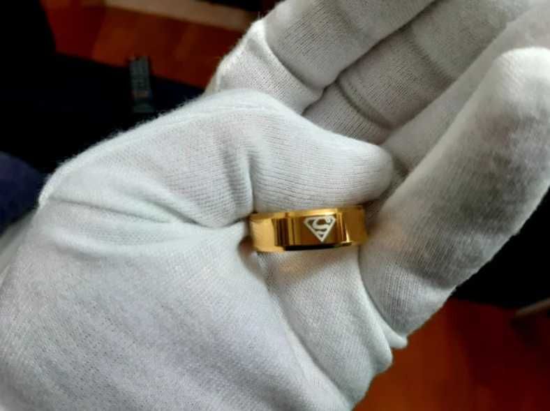 Anel de 8mm " Superman " Nº29 em Aço