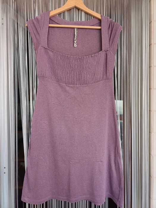 Vestido da Stradivarius de cor lilás (S)