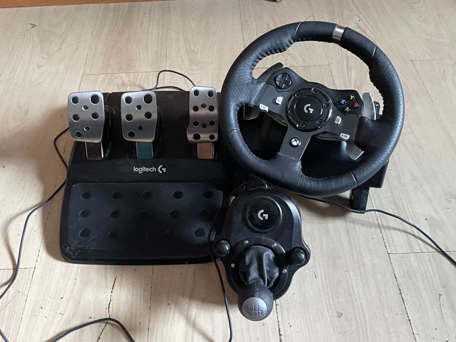Sprzedam kierownice logitech g920