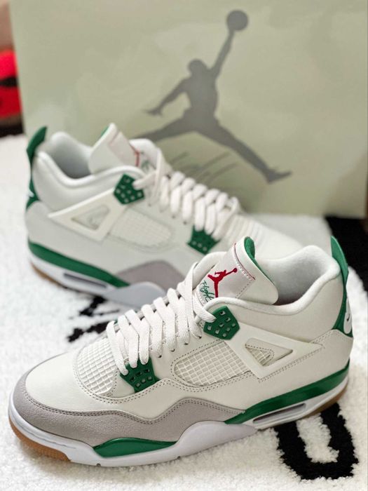 Jordan 4 Retro SB Pine Green-Rozmiar 45