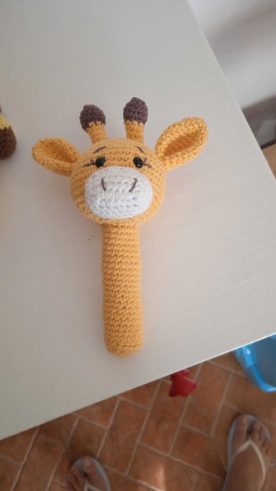 Amigurumi roca de bebé