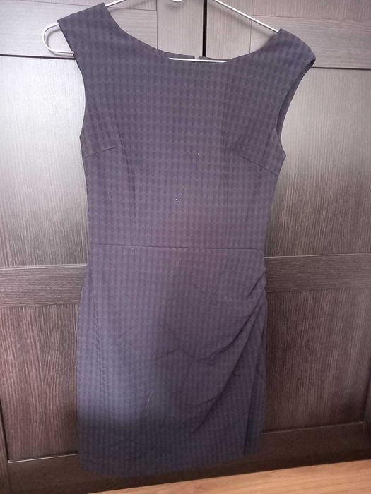 Vestido azul marinho com motivos, Globe, Tam 34
