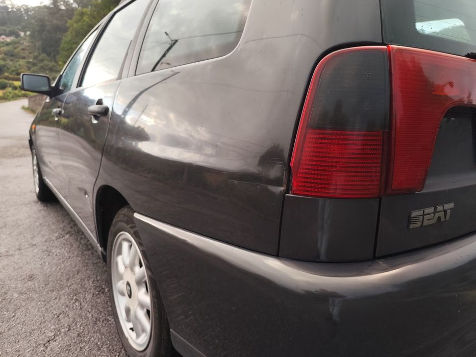 Seat Córdoba 1.9 TDI  com AC