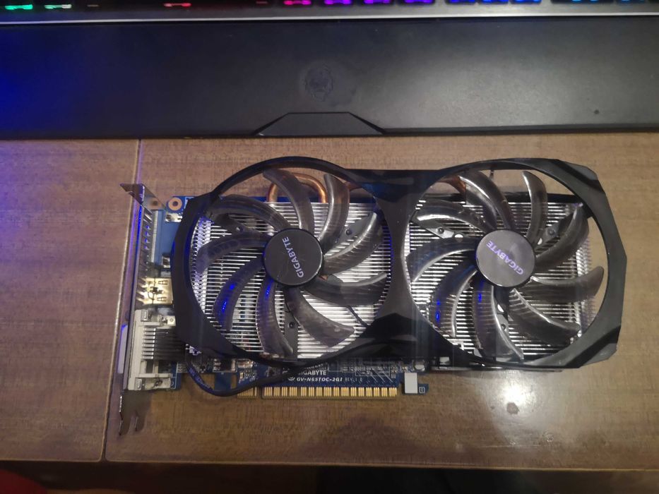 GIGABYTE GeForce GTX 650 Ti 2 GB