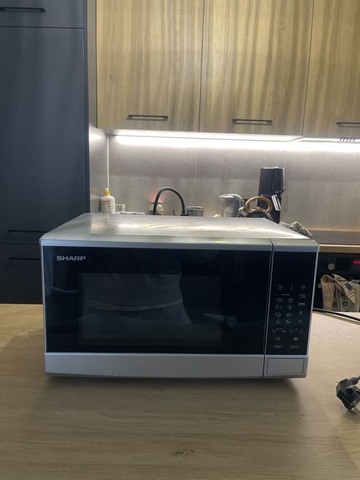 Mikrofala SHARP R270S
