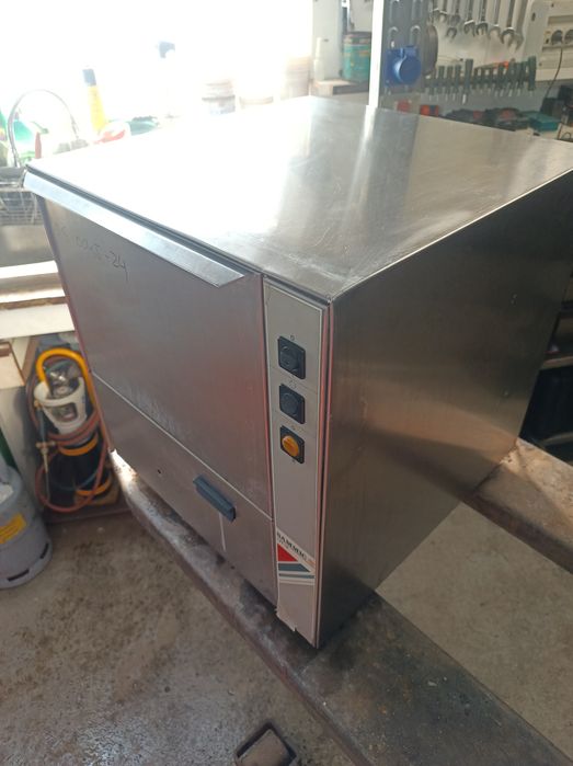 Máquina de lavar chávenas