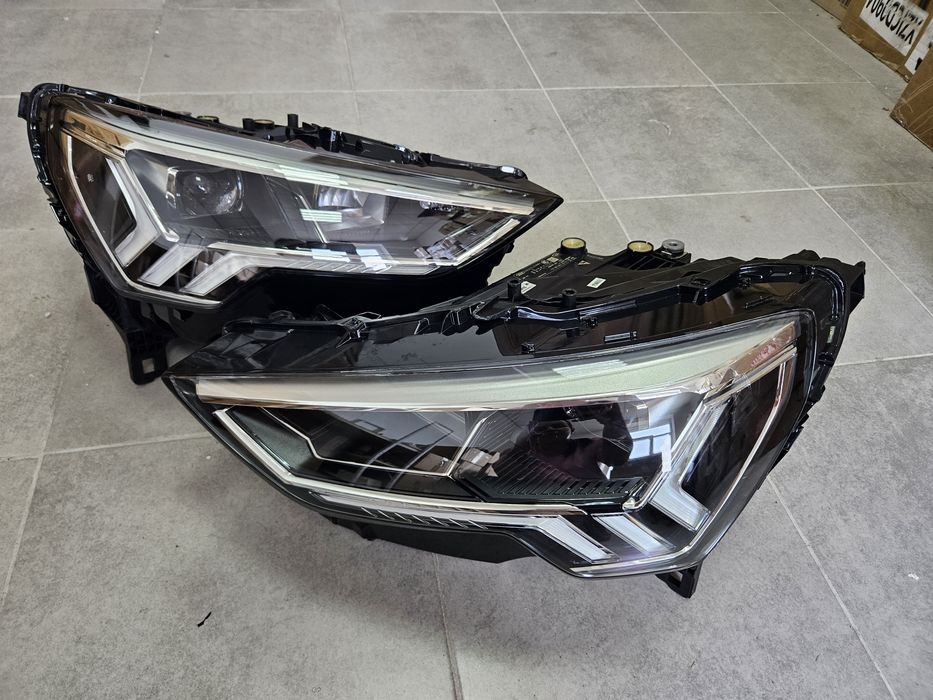 Audi Q3 F3 2019 -  2024 LED передні фари комплект