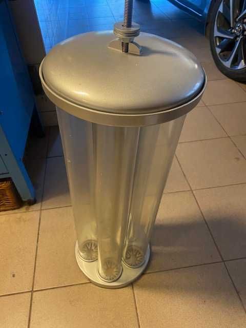 Dozownik na wafelki do lodów - podajnik wafelek