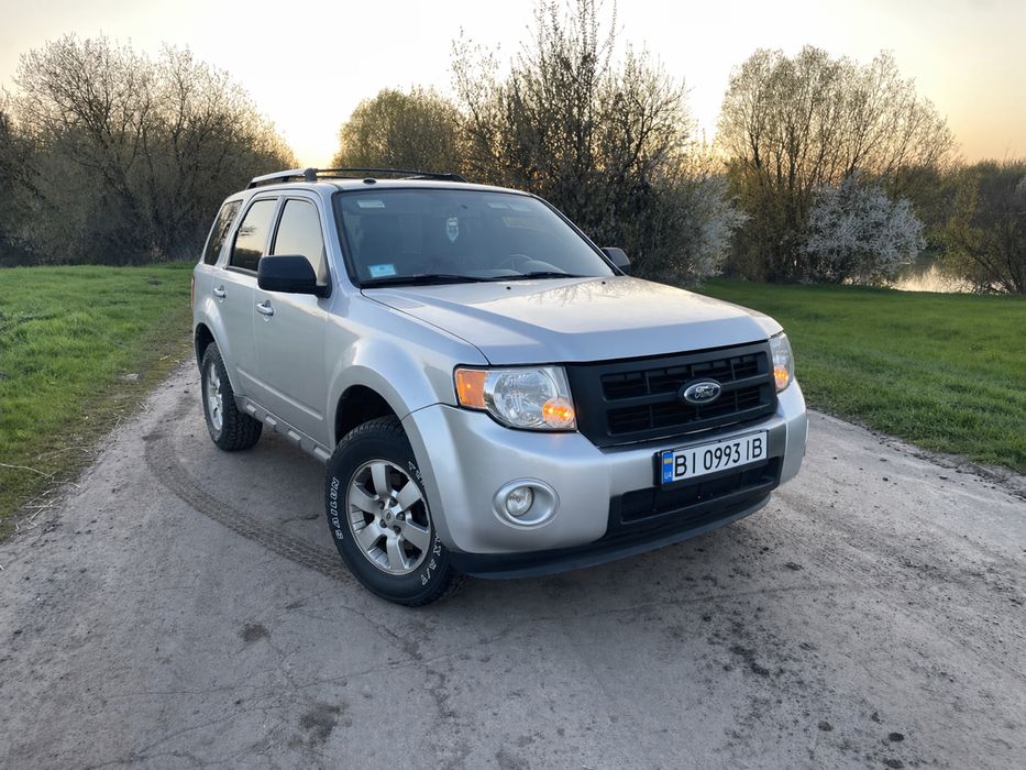 Продам Ford Escape 2010