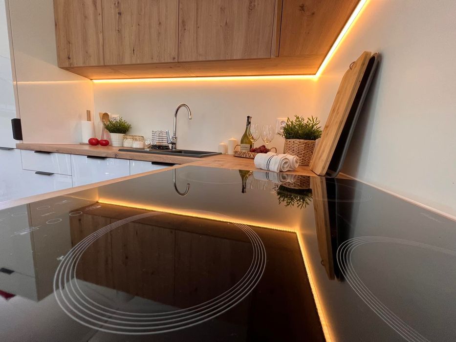 Lawendowe domki nad jeziorem Roś, Mazury, Pilchy, Balia z hydromasażem