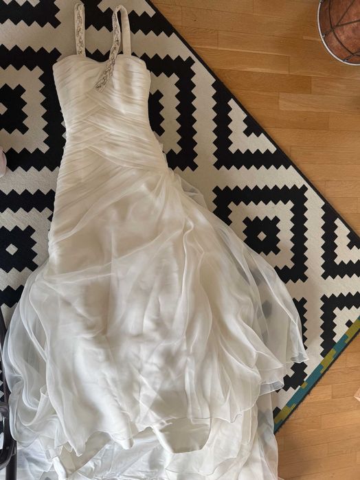 Сукня весільна Pronovias design Мануель Мото Manuel Moto А-силует