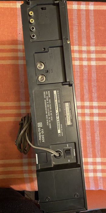 Видеомагнитофон Akai, Японія