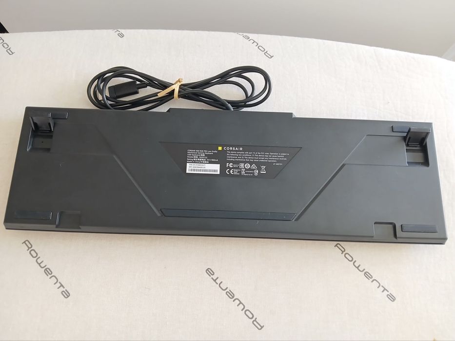 Teclado gamer mecânico CORSAIR K60 RGB Pro Low Profile (Ler Descrição)