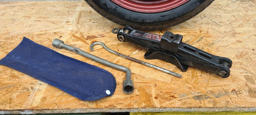 Honda Jazz III 08-15 dojazdówka koło zapasowe 15 cali zapasówka Leware