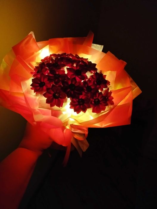 Незабутки з атласної стрічки