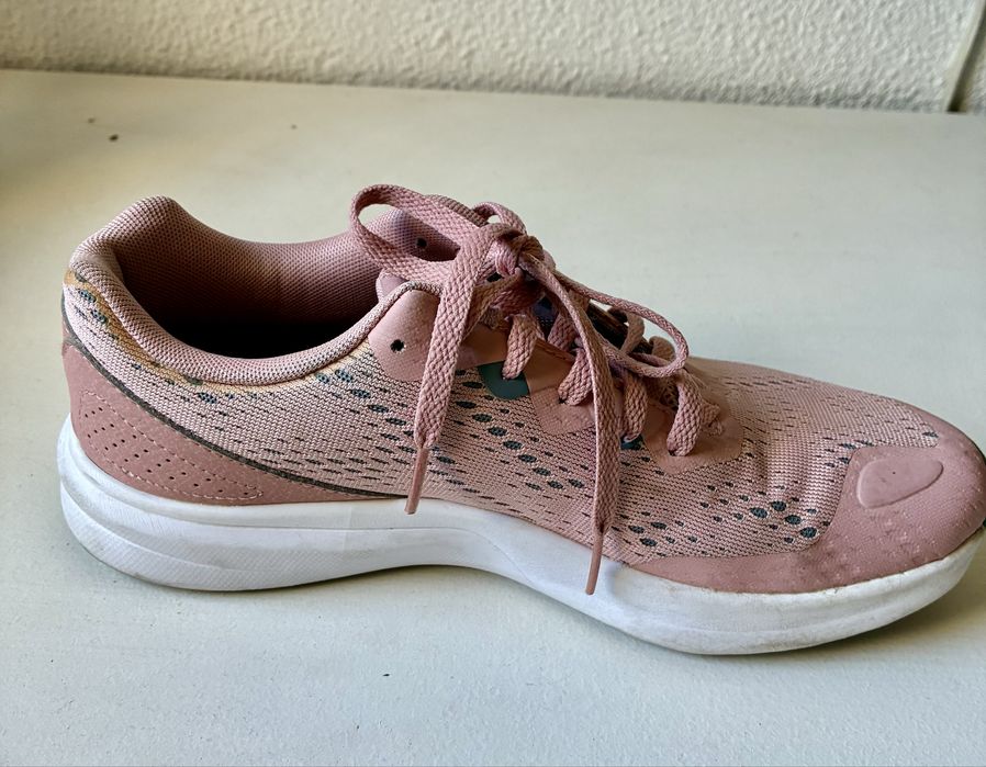 Tenis Reebok cor Rosa