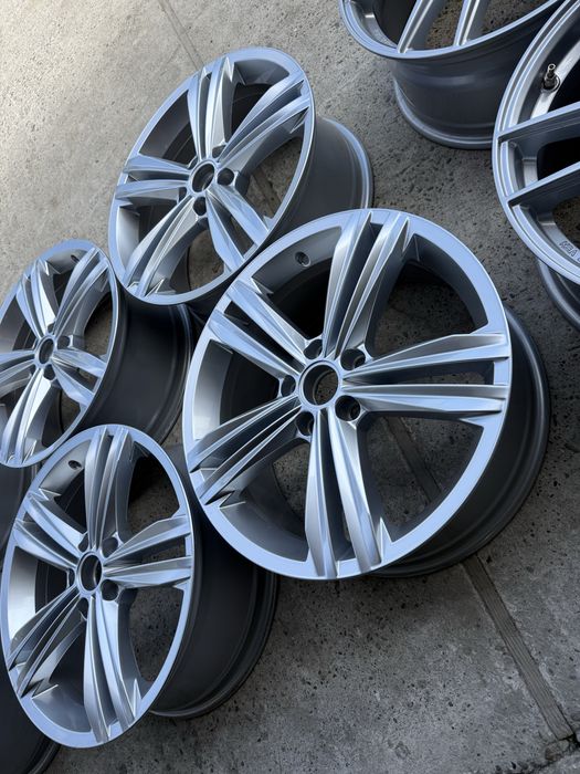 Диски 18 5.112 ЕТ43 7jx18H2 VW Arteon Golf Passat